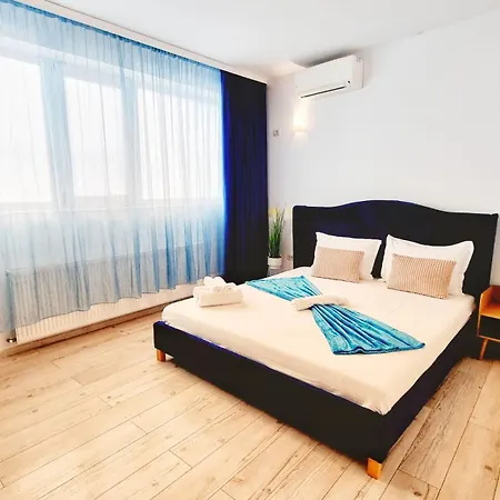 Kyd House Studiouri si apartamente la 100 de m de plaja Debarcader-3